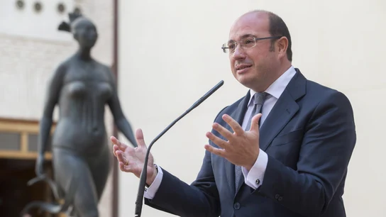 El presidente de Murcia, Pedro Antonio Sánchez, durante la rueda de prensa ofrecida en el acto de constitución del Foro Región de Murcia Corredor Mediterráneo El presidente de Murcia, Pedro Antonio Sánchez, durante la rueda de prensa ofrecida en el acto de constitución del Foro Región de Murcia Corredor Mediterráneo