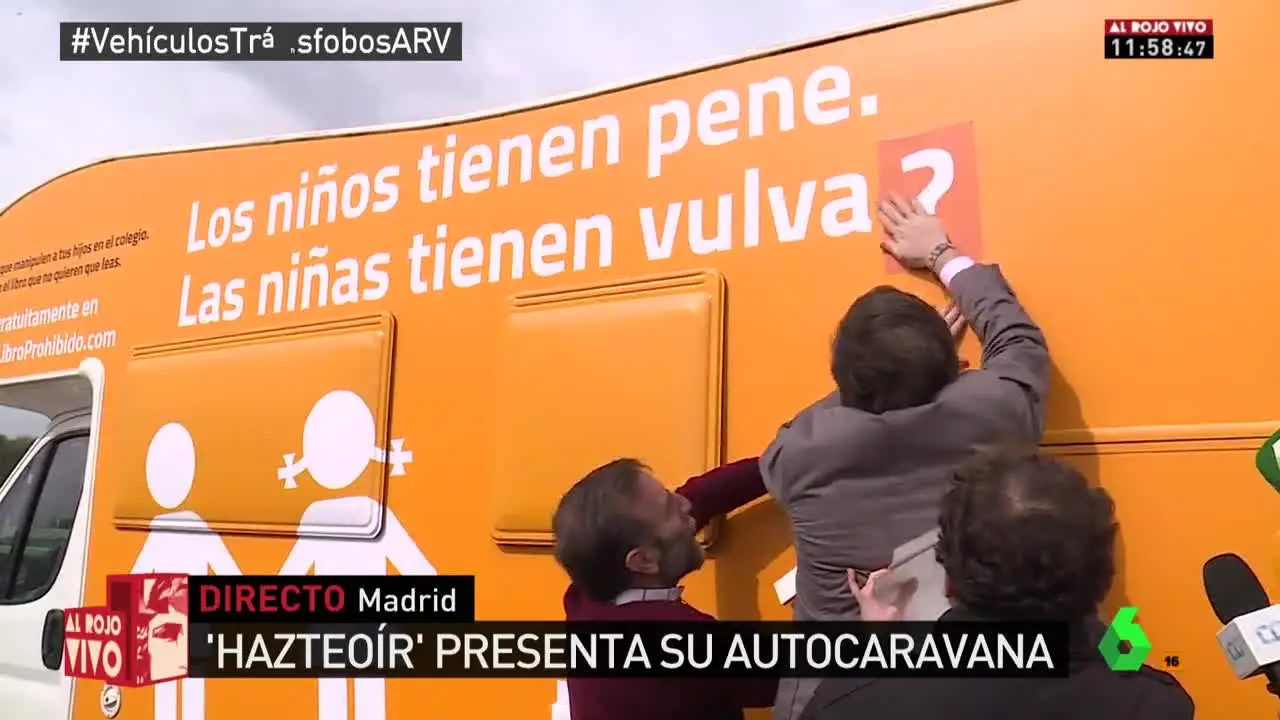 El nuevo lema de Hazte Oír para su autocaravana tránsfoba