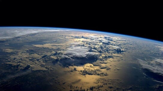 Estiman que el manto de la Tierra tiene una temperatura mayor de la que se cre&iacute;a