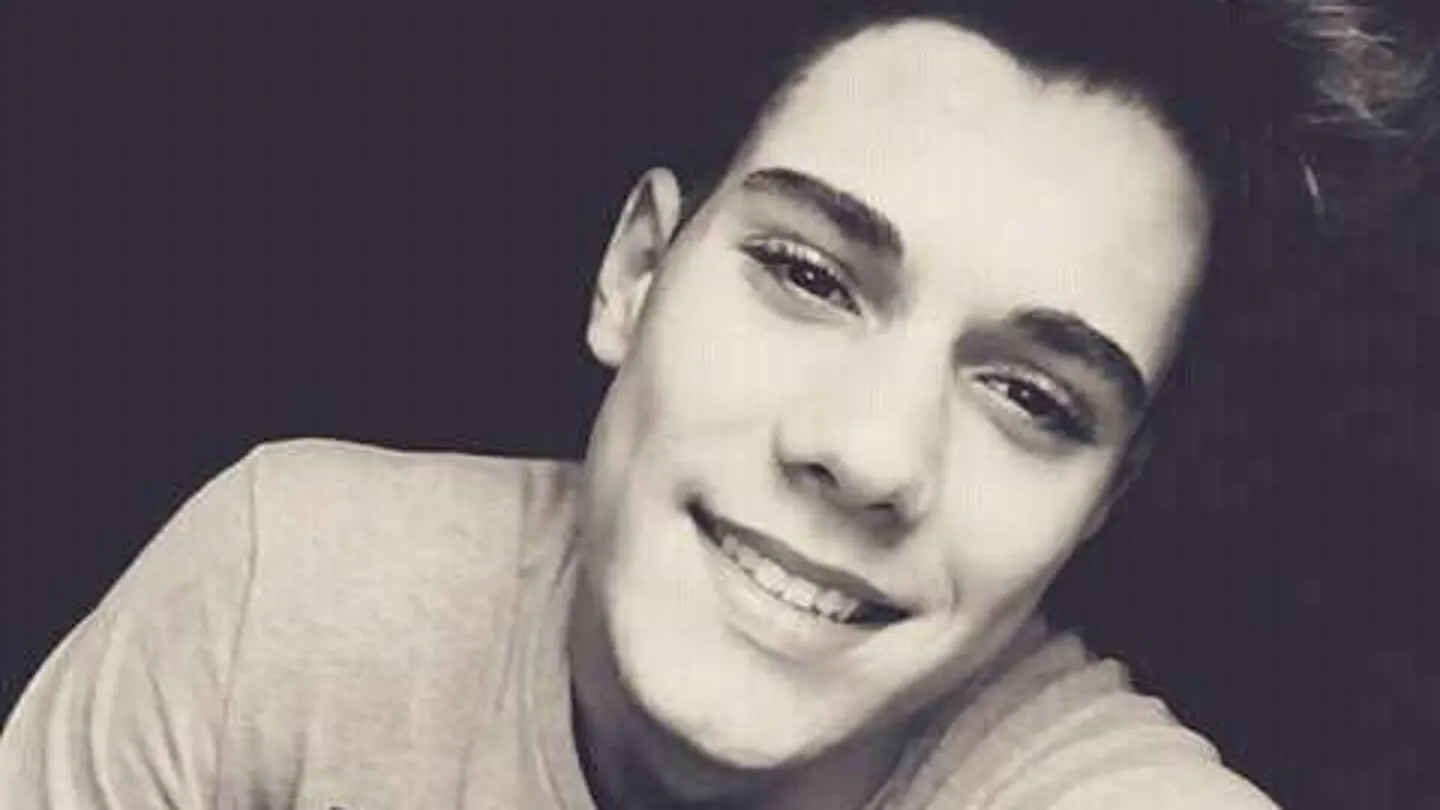 Adolfo Sánchez, el joven sevillano con leucemia Adolfo Sánchez, el joven sevillano con leucemia
