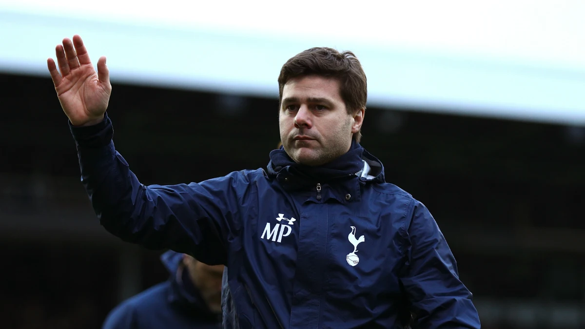 Pochettino saluda