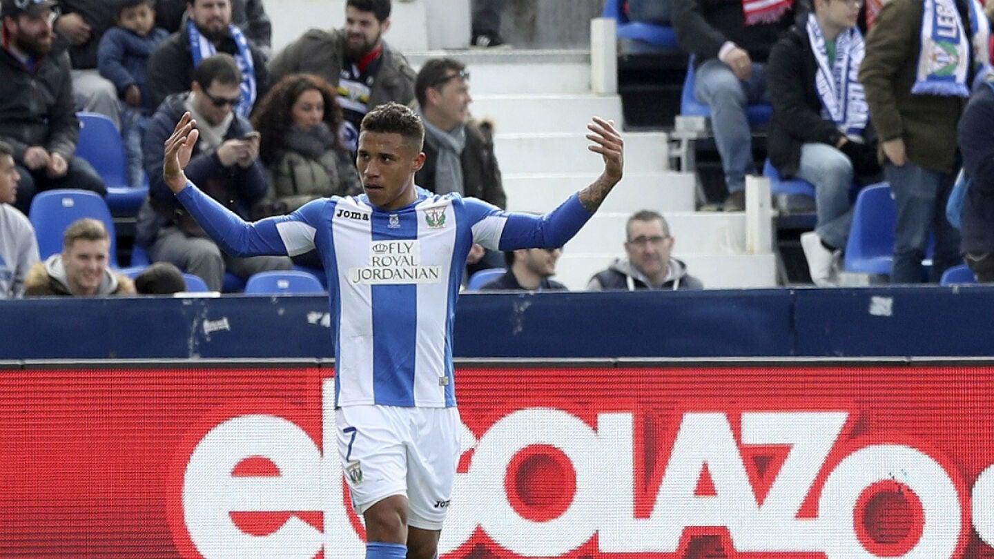Mach&iacute;s celebra un gol