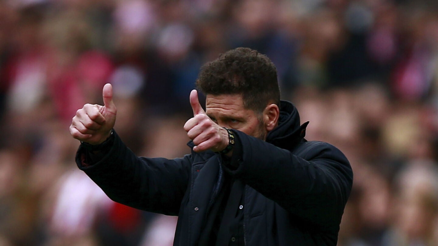 El Cholo hace el gesto de aprobaci&oacute;n