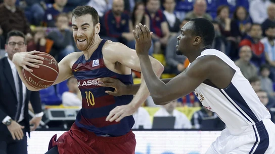 Claver, con la pelota Claver, con la pelota