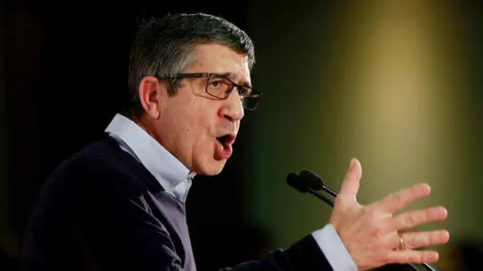 Patxi López en un acto en San Sebastián Patxi López en un acto en San Sebastián