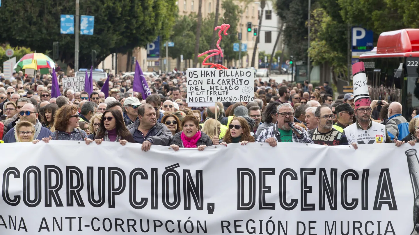 Manifestación contra la corrupción en Murcia Manifestación contra la corrupción en Murcia