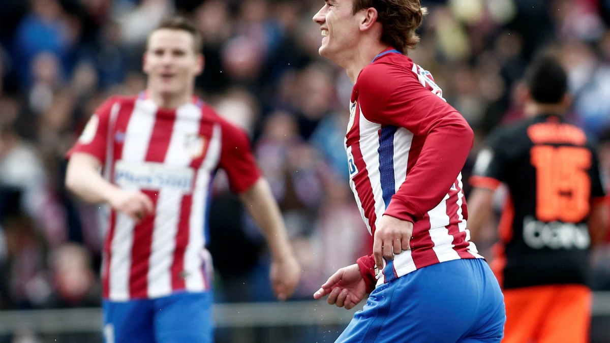 Griezmann celebra un gol con el Atlético Griezmann celebra un gol con el Atlético