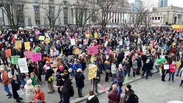 Concentración en Varsovia previa al Día de la Mujer