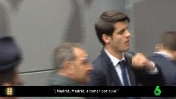 Álvaro Morata, a su llegada al hotel de Nápoles