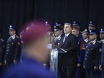 Viktor Orbán, el primer ministro húngaro, durante el discurso en la ceremonia de graduación de nuevos agentes de las Fuerzas Fronterizas en Budapest (Hungría) Viktor Orbán, el primer ministro húngaro, durante el discurso en la ceremonia de graduación de nuevos agentes de las Fuerzas Fronterizas en Budapest (Hungría)