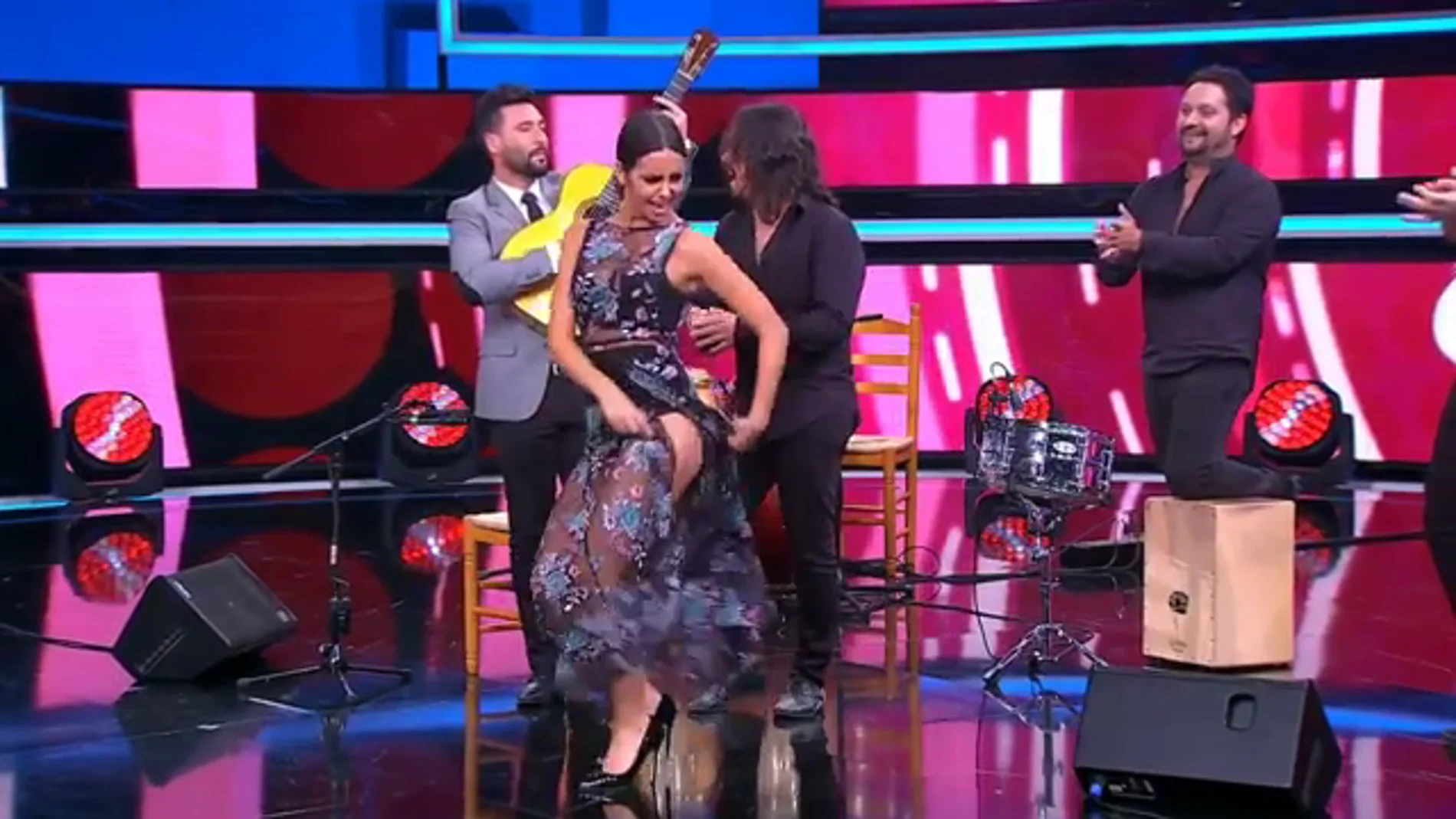 Cristina Pedroche bailando flemenco