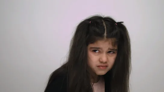 Niña danesa hija de inmigrantes Niña danesa hija de inmigrantes