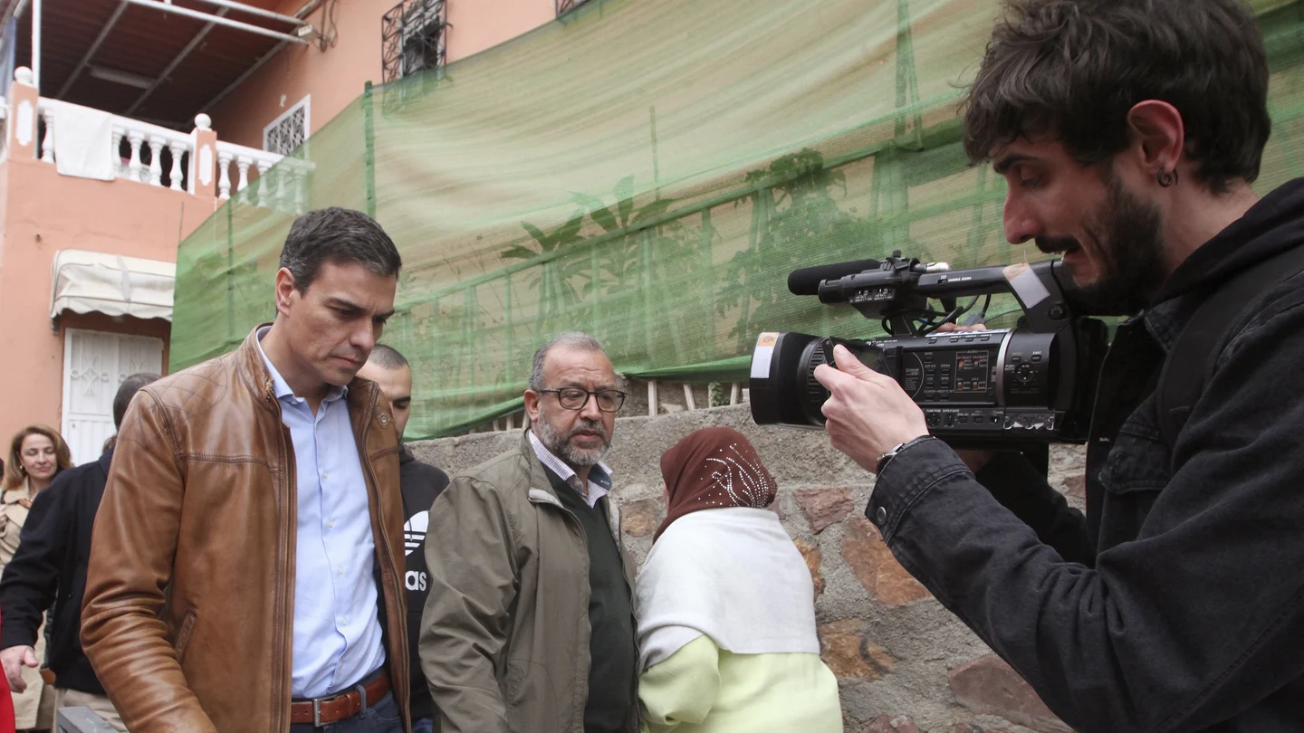 El aspirante a secretario general del PSOE Pedro Sánchez durante su visita a Ceuta El aspirante a secretario general del PSOE Pedro Sánchez durante su visita a Ceuta