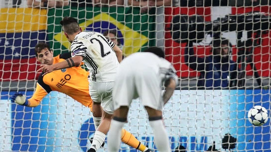Dybala engañó a Casillas desde el punto de penalti Dybala engañó a Casillas desde el punto de penalti