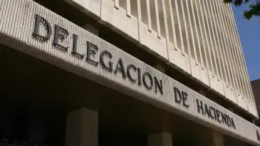 Fachada de una Delegación de Hacienda