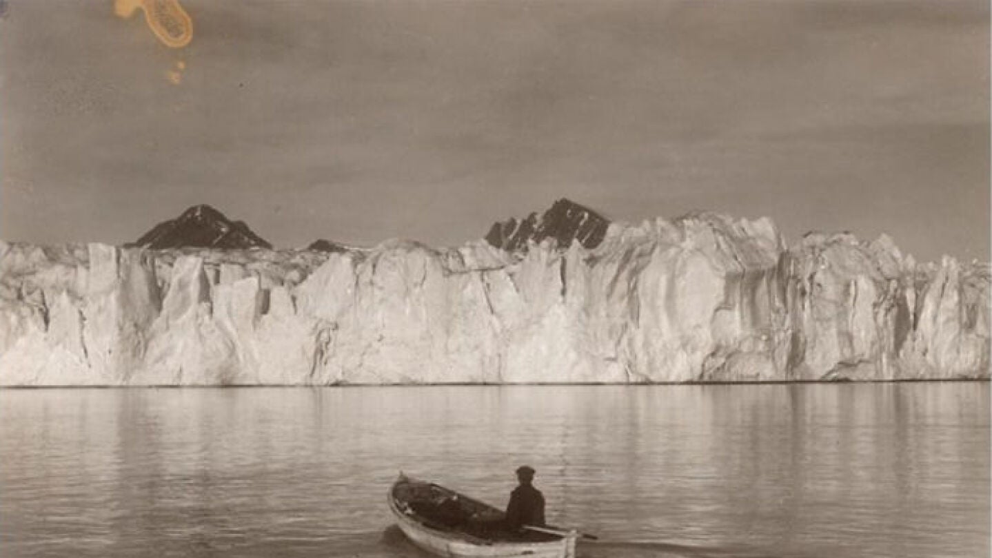 El antes y el despu&eacute;s del Glaciar de Svalbard