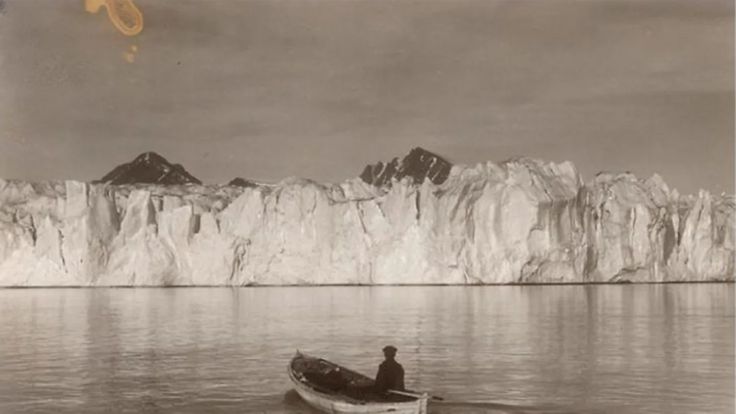 El antes y el después del Glaciar de Svalbard El antes y el después del Glaciar de Svalbard