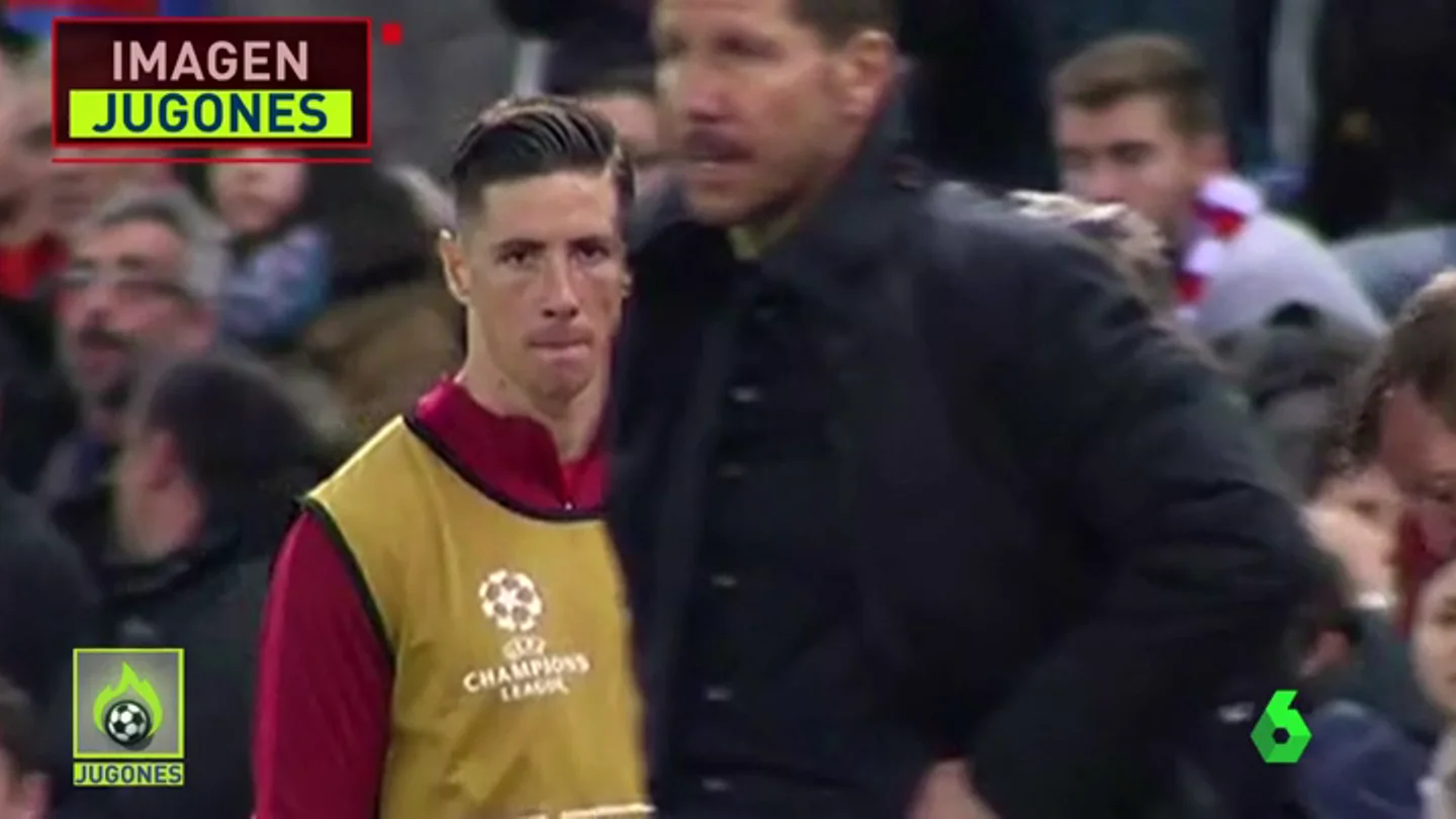 Frame 119.034784 de: El enfado de Torres con Simeone por no jugar ante el Leverkusen: su mirada al volver al banquillo lo dice todo Frame 119.034784 de: El enfado de Torres con Simeone por no jugar ante el Leverkusen: su mirada al volver al banquillo lo dice todo
