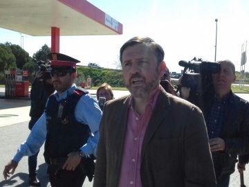 Ignacio Arsuaga, presidente de Hazte Oír, acompañado por los Mossos Ignacio Arsuaga, presidente de Hazte Oír, acompañado por los Mossos