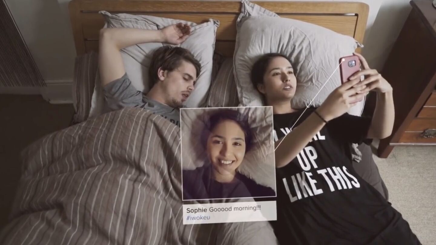 Un grupo de j&oacute;venes crea una campa&ntilde;a para denunciar el postureo de las redes sociales