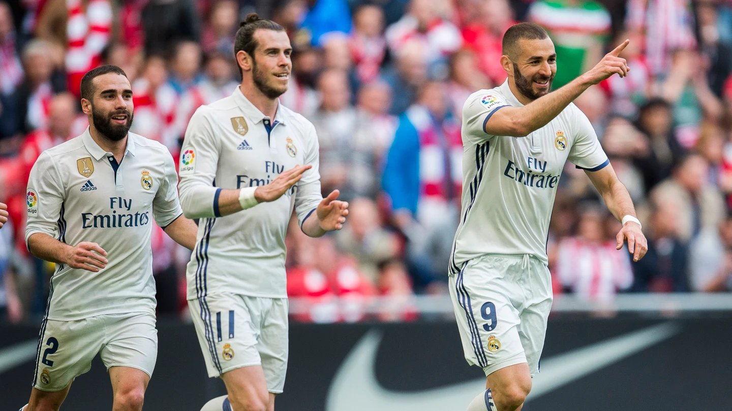 Benzema celebra el 0-1 en San Mamés Benzema celebra el 0-1 en San Mamés