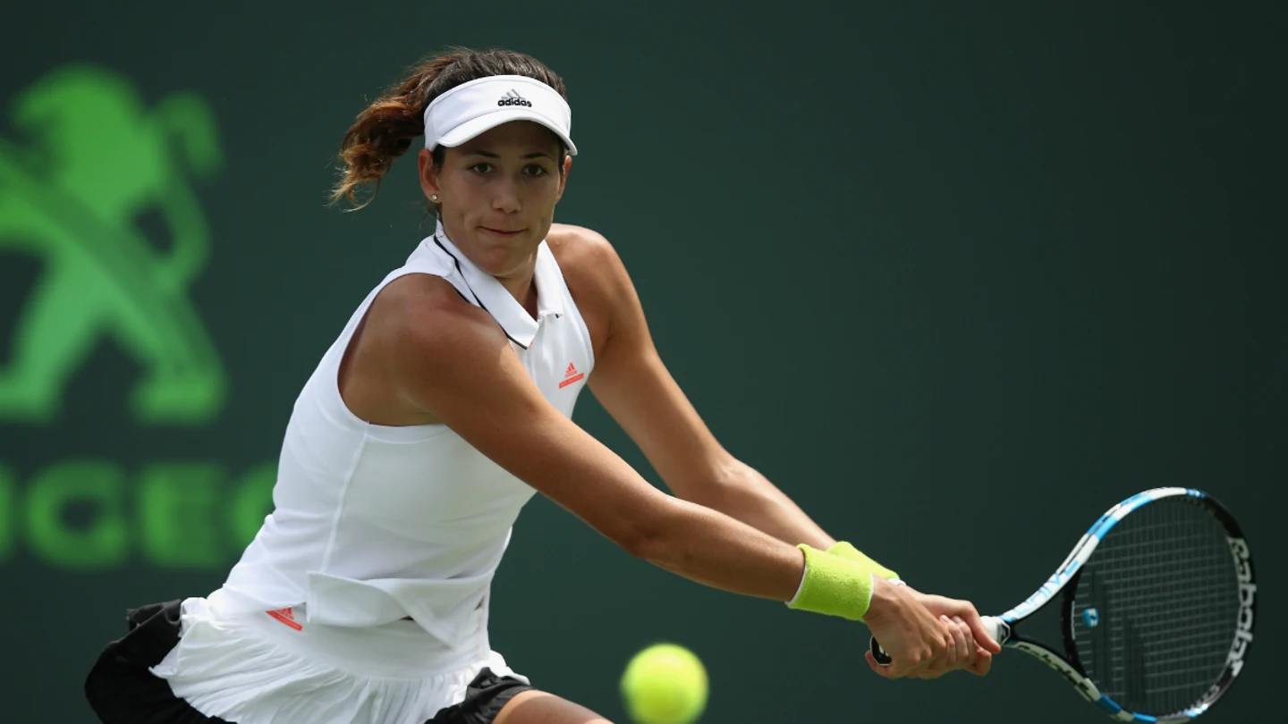 Muguruza golpea una bola Muguruza golpea una bola