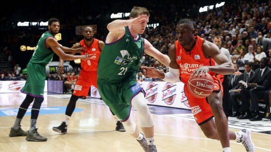 Sato, ante Wacynski