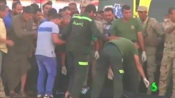 Prisión para 56 personas en Egipto por la muerte de más de 200 migrantes en un naufragio en el Mediterráneo