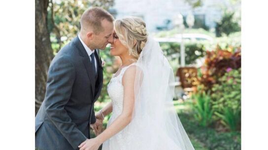 Melissa y Cameron se han casado cinco a&ntilde;os despu&eacute;s 