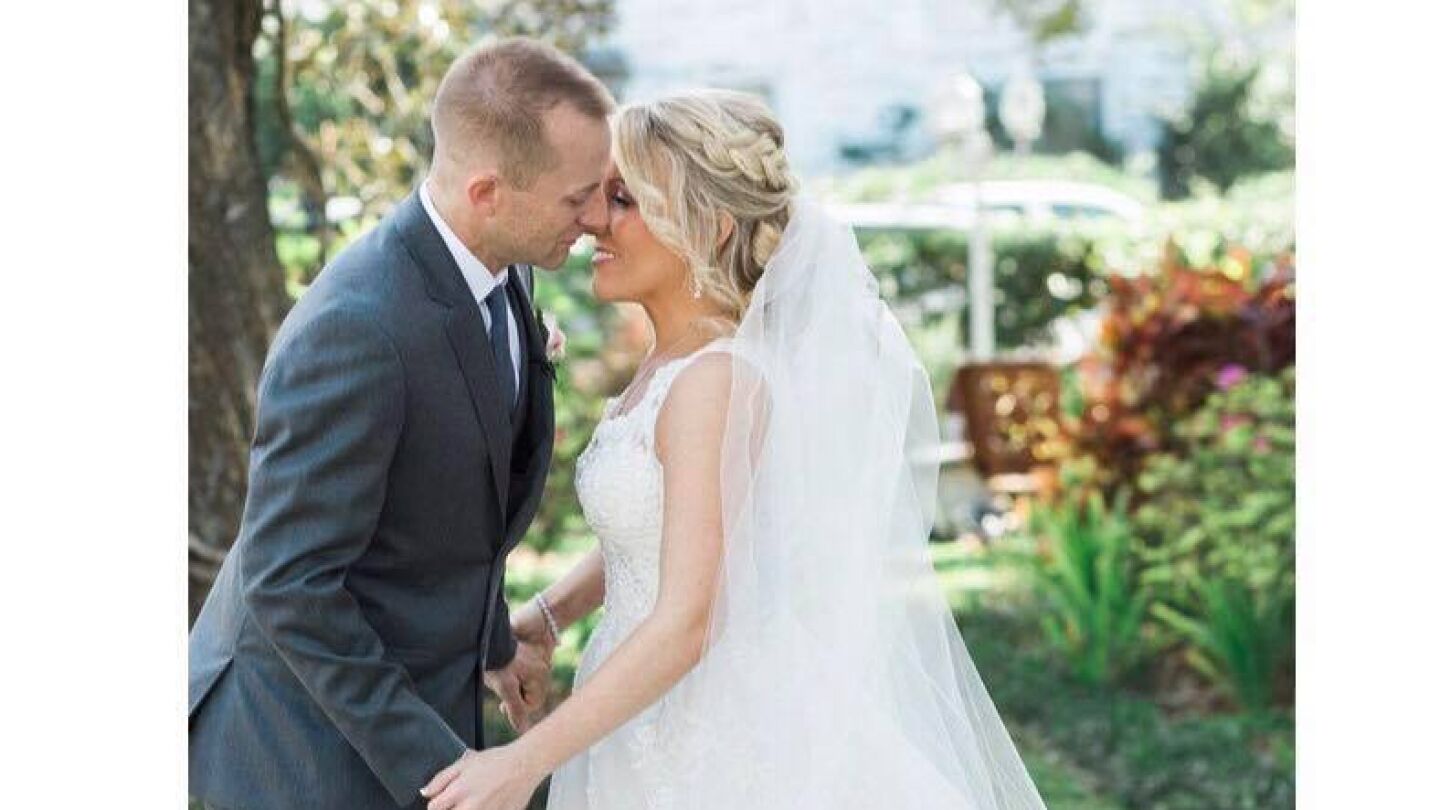 Melissa y Cameron se han casado cinco a&ntilde;os despu&eacute;s 