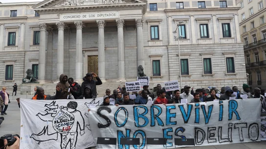 Imagen de una manifestación de manteros en Madrid Imagen de una manifestación de manteros en Madrid