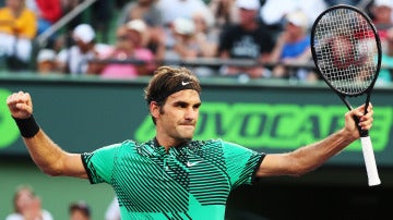 Federer celebra un punto en el Máster 1.000 de Miami