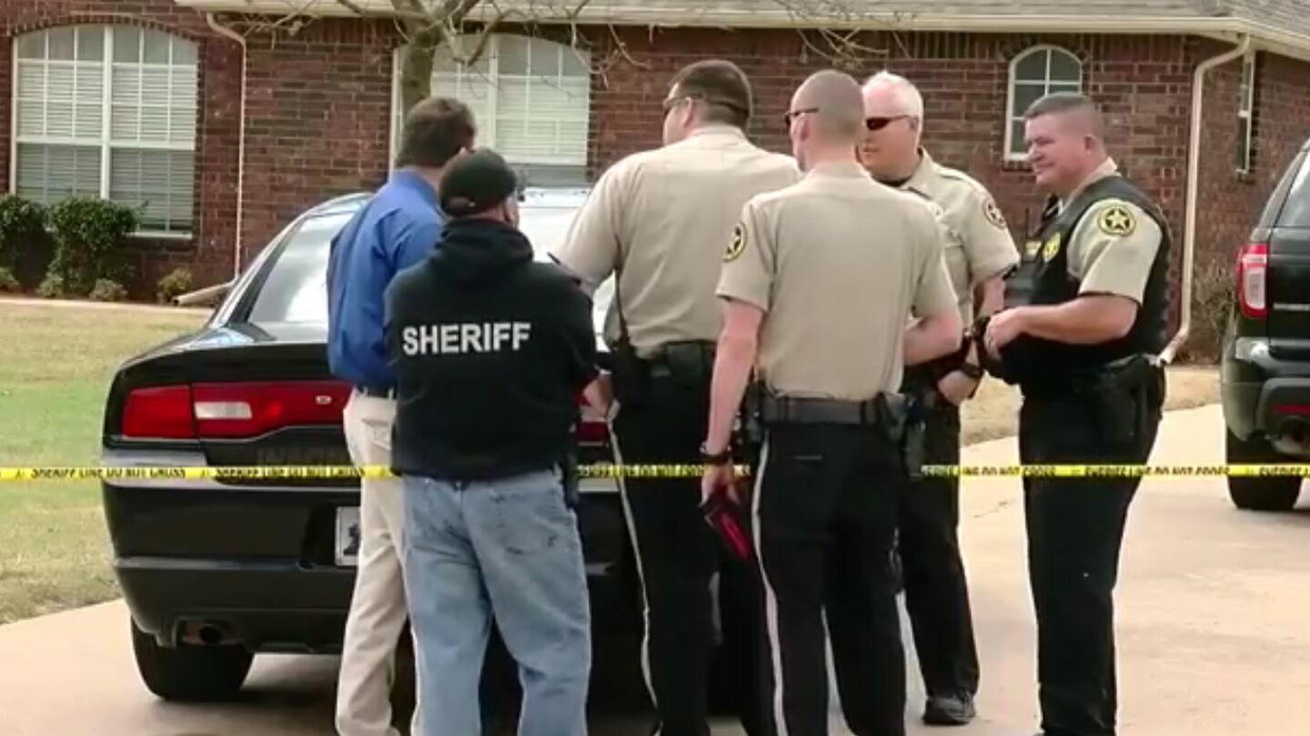 Un joven mata a tiros a tres intrusos en Ocklahoma