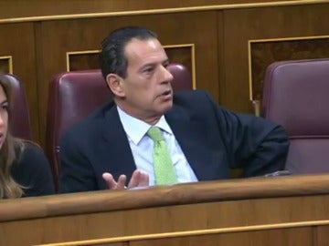 Frame 255.094046 de: Tensión en el Congreso entre Ana Pastor y el diputado del PP Rafael Merino: "Le pido que me deje hablar en libertad" Frame 255.094046 de: Tensión en el Congreso entre Ana Pastor y el diputado del PP Rafael Merino: "Le pido que me deje hablar en libertad"