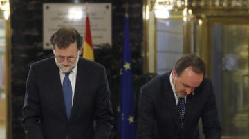 Rajoy y el presidente de UPN, Javier Esparza