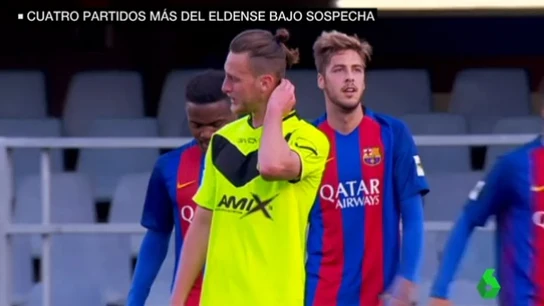 Un jugador del Eldense llora tras la derrota ante el Barcelona B Un jugador del Eldense llora tras la derrota ante el Barcelona B