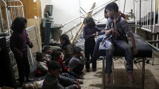 Niños afectados por el ataque químico en Siria Niños afectados por el supuesto ataque químico en Siria