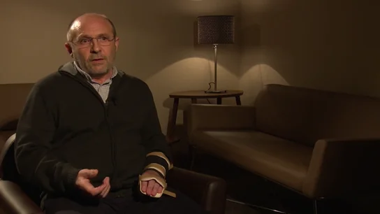 Frame 355.548555 de: La última entrevista de José Antonio Arrabal en laSexta Noche, enfermo de ELA que se ha suicidado en un vídeo: "Para vivir con un sufrimiento inaceptable prefiero morir" Frame 355.548555 de: La última entrevista de José Antonio Arrabal en laSexta Noche, enfermo de ELA que se ha suicidado en un vídeo: "Para vivir con un sufrimiento inaceptable prefiero morir"