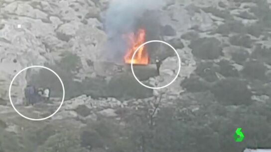 Frame 0.600285 de: Dos menores se culpan de provocar el fuego que mat&oacute; a tres j&oacute;venes en una cueva