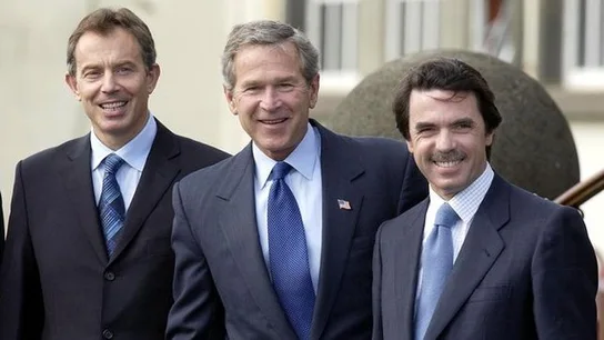 Blair, Bush y Aznar en la cumbre de las Azores Blair, Bush y Aznar en la cumbre de las Azores