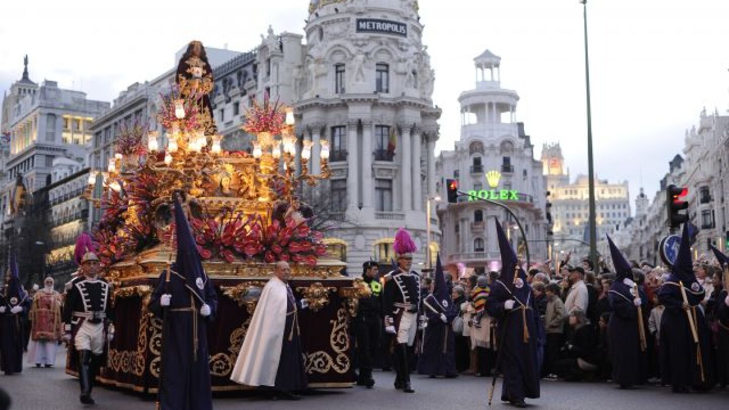 Procesi&oacute;n en Madrid durante la Semana Santa
