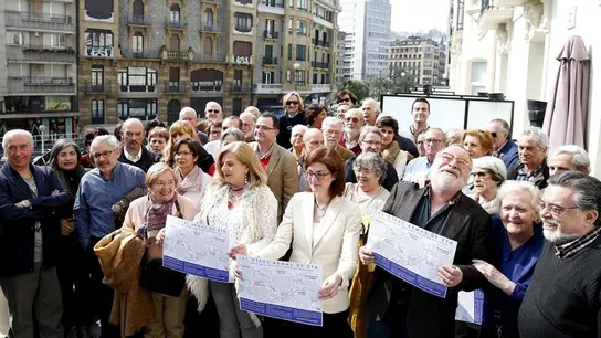 Los colectivos de víctimas exigen a ETA un fin sin cesiones y que colabore de una vez con la Justicia Los colectivos de víctimas exigen a ETA un fin sin cesiones y que colabore de una vez con la Justicia