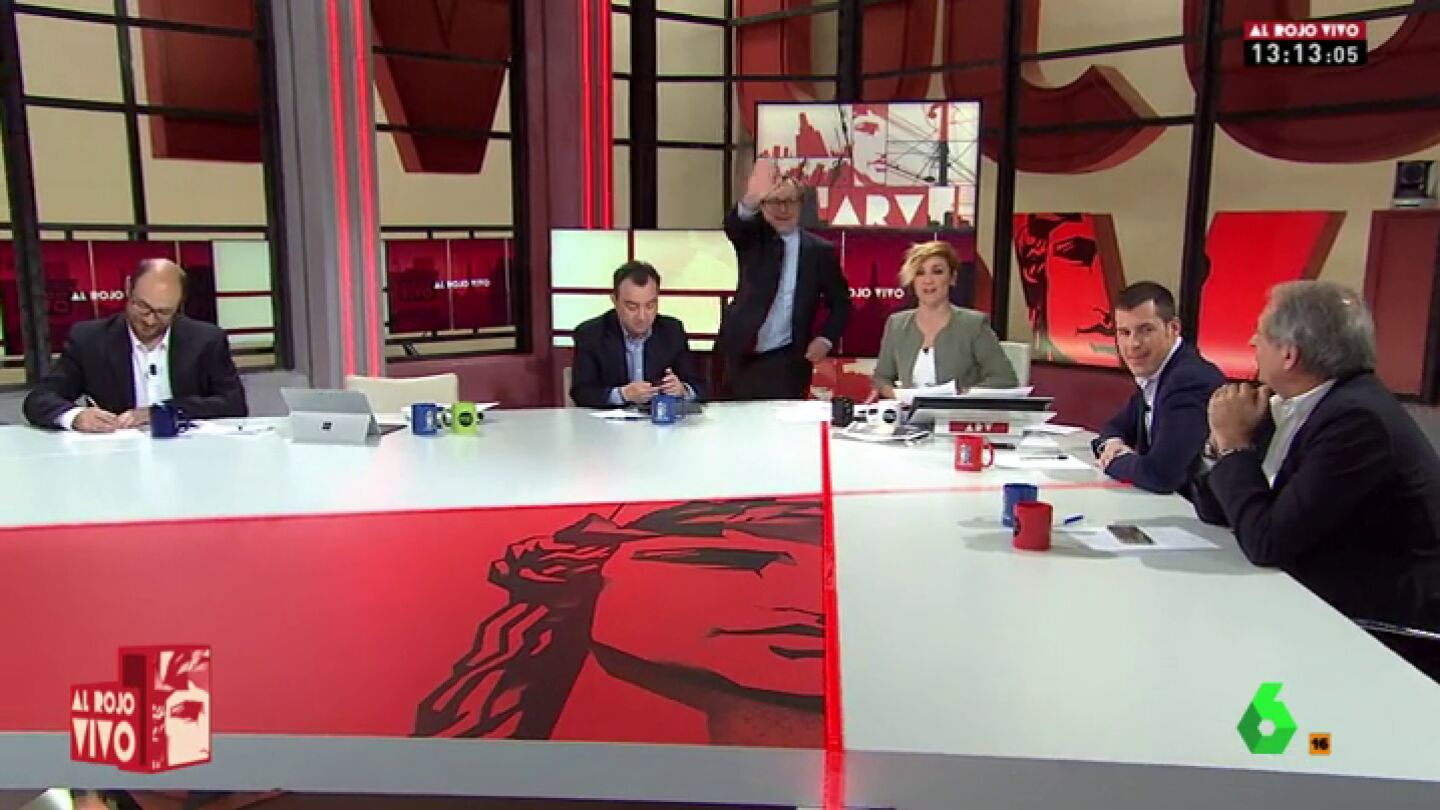 Frame 7.730451 de: &iquest;Por qu&eacute; llega tarde Franciso Marhuenda al plat&oacute; de Al Rojo Vivo?