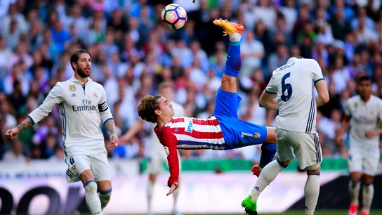 Griezmann, en una jugada en el Bernabéu Griezmann, en una jugada en el Bernabéu