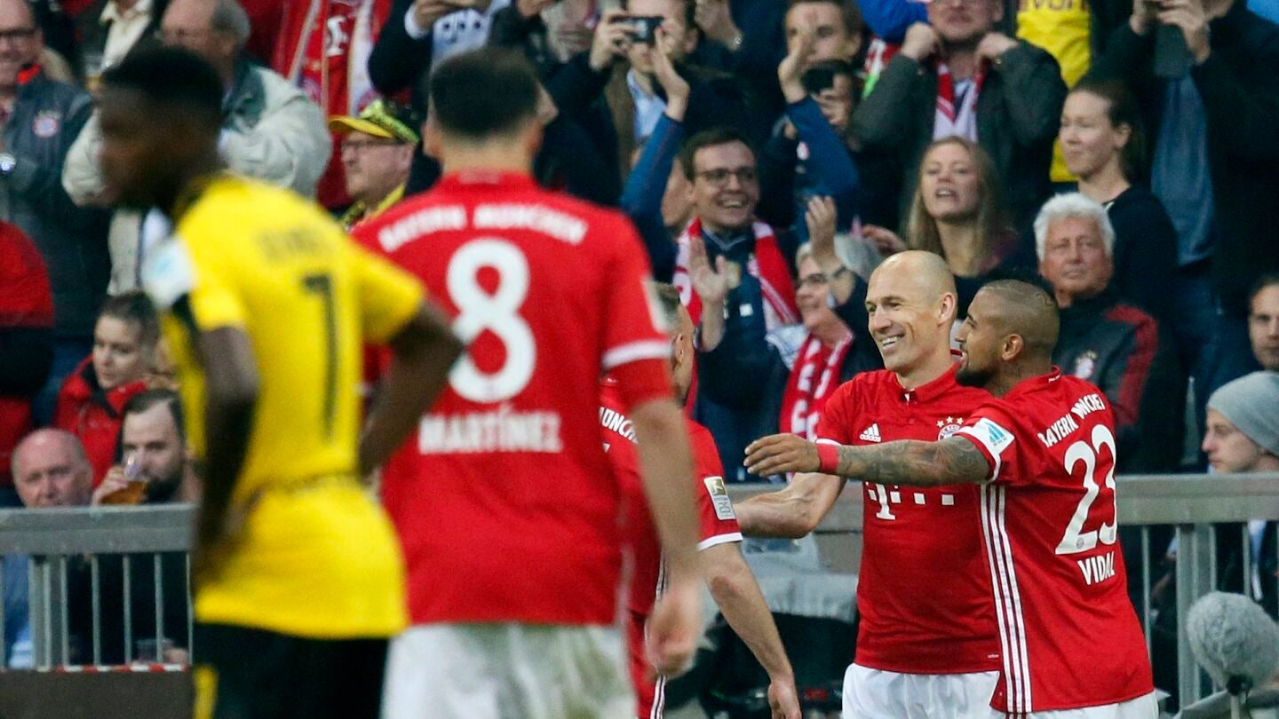 El Bayern de M&uacute;nich celebrando un gol al Dortmund