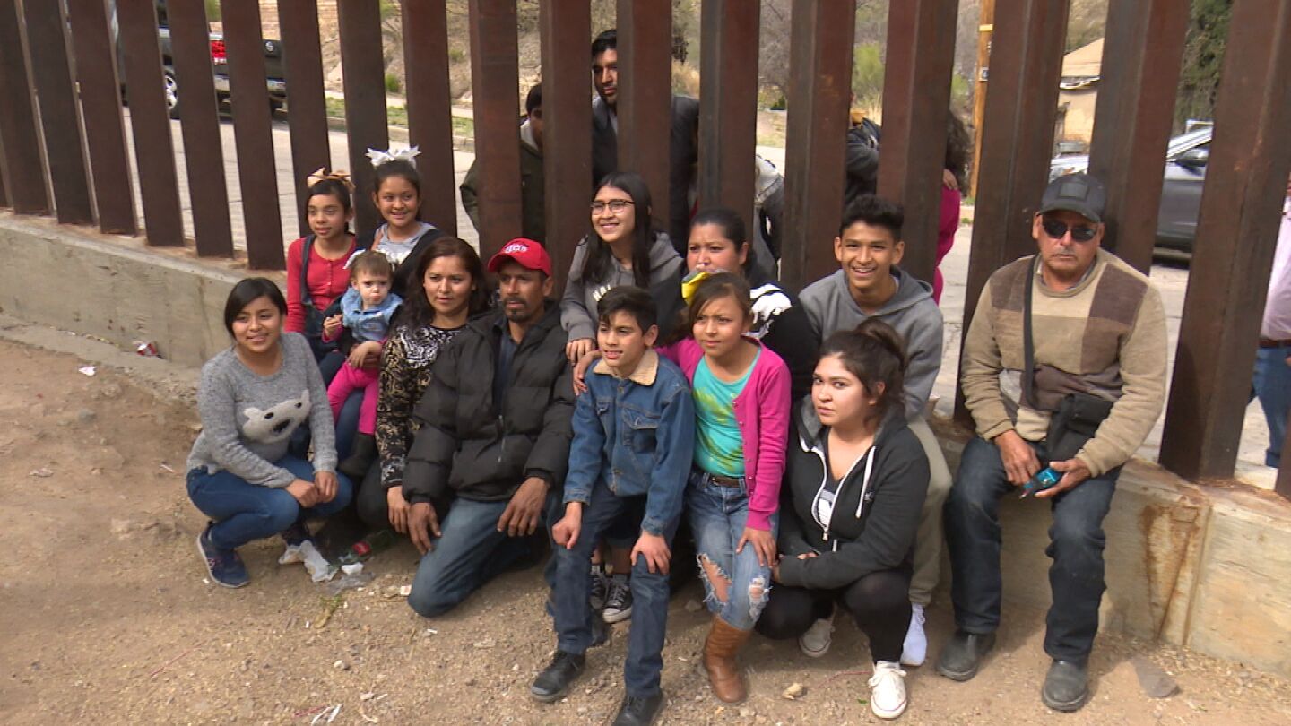 Muro entre EEUU y M&eacute;xico