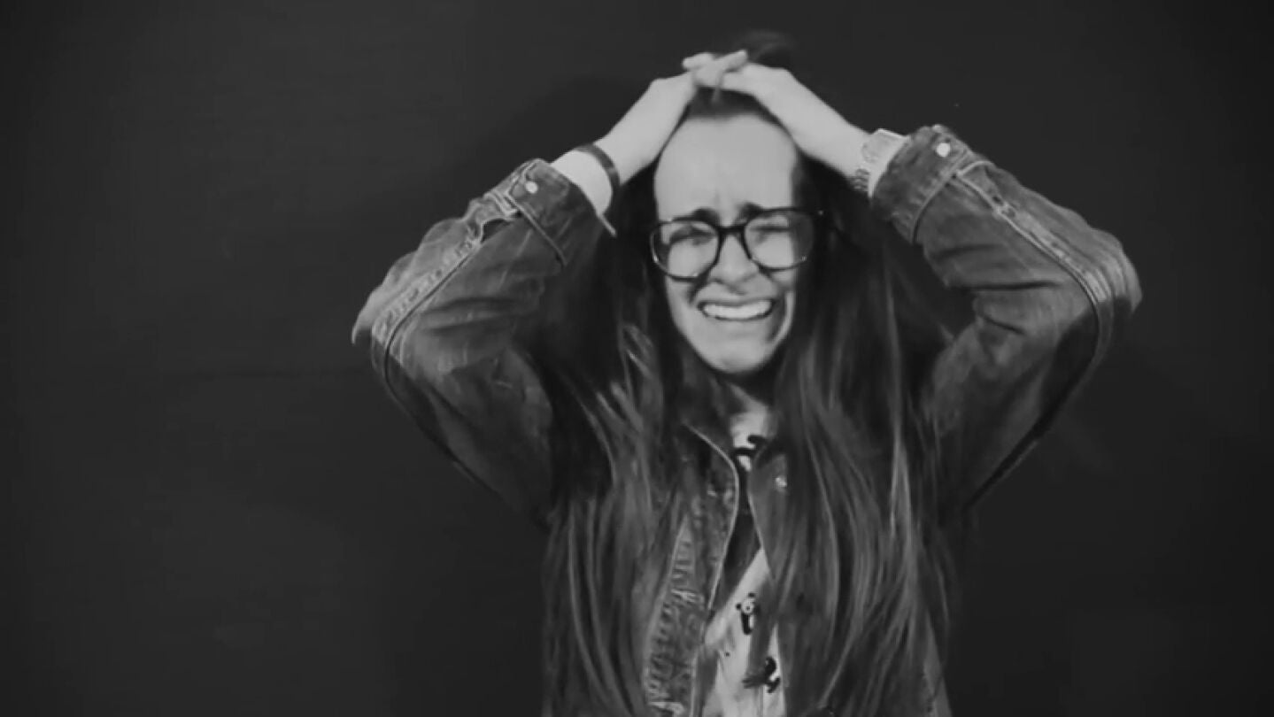 Frame 299.494147 de: El machismo al que se enfrentan las mujeres desde su nacimiento, a ojos de una joven de 17 a&ntilde;os en un corto viral