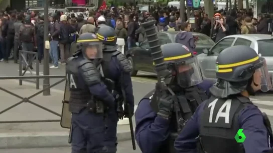 Frame 32.129678 de: protestas le pen Frame 32.129678 de: protestas le pen