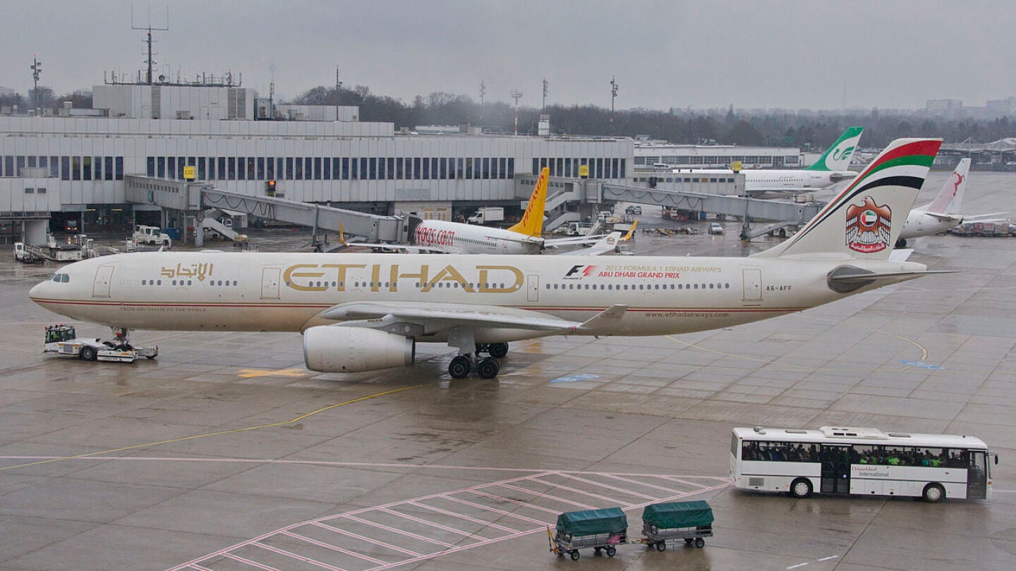Avi&oacute;n de Etihad Airways