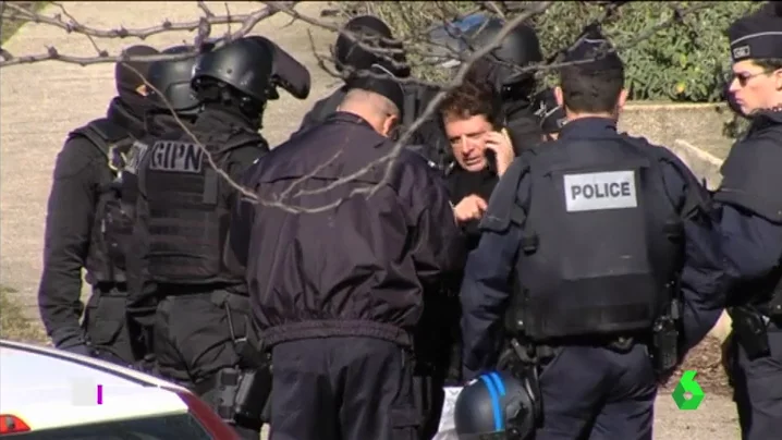 Frame 6.087341 de: detenidos francia Frame 6.087341 de: detenidos francia